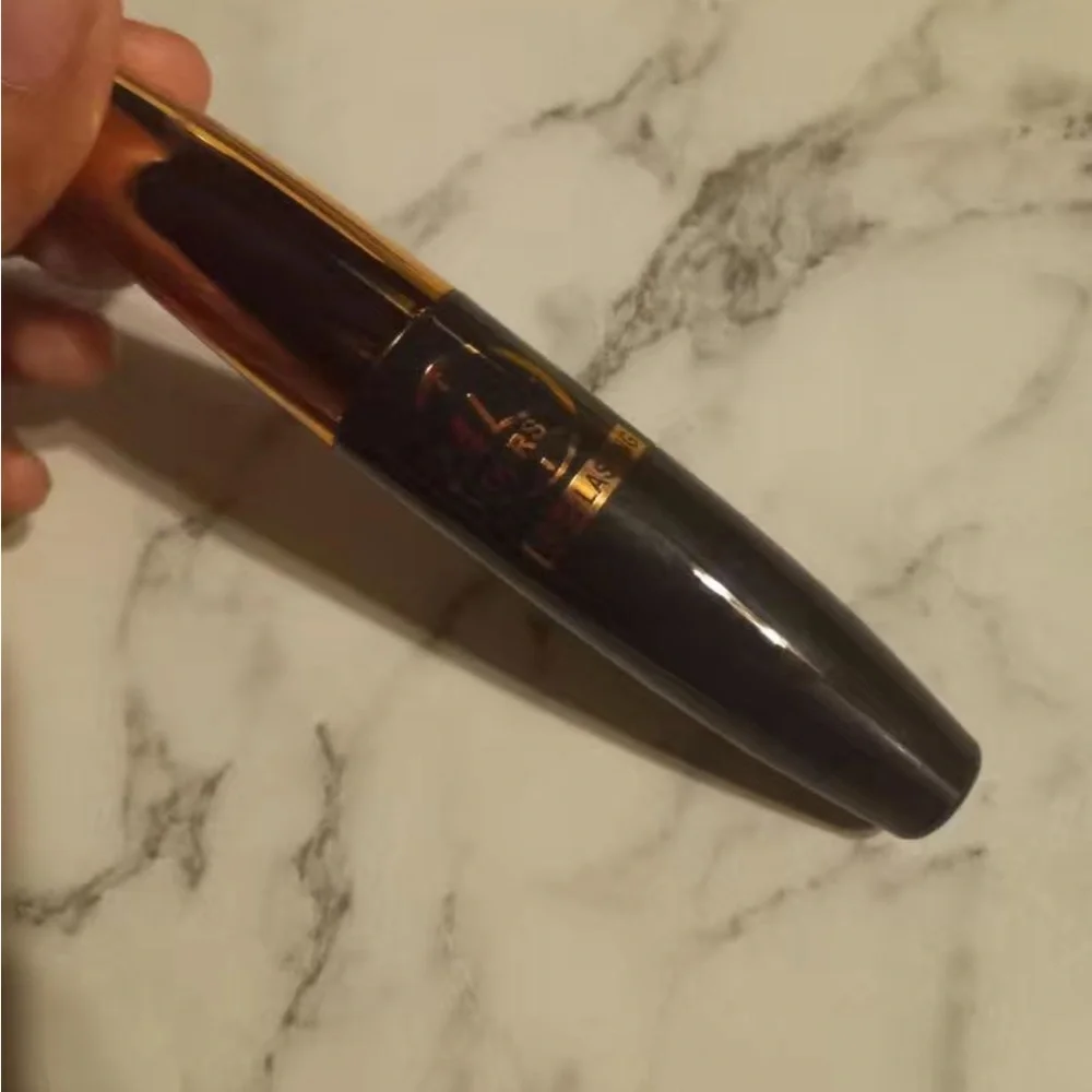 WEHEBEAUTY, black lash mascara great lash 24 hours NWOT